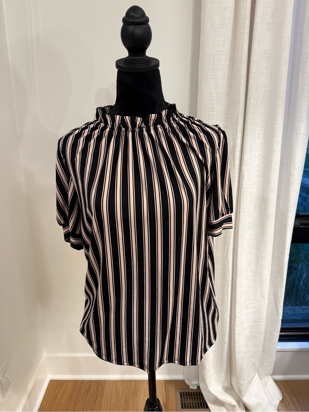 Adrianna Papell Black & Blush Striped Ruffle Blouse Size M